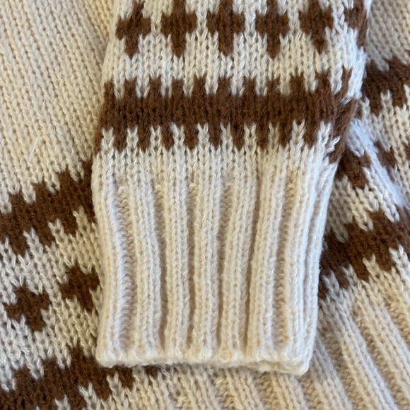 UGLY CHRISTMAS SWEATER (Turtle Neck) off white/ cream and light brown - Picture 4 of 7